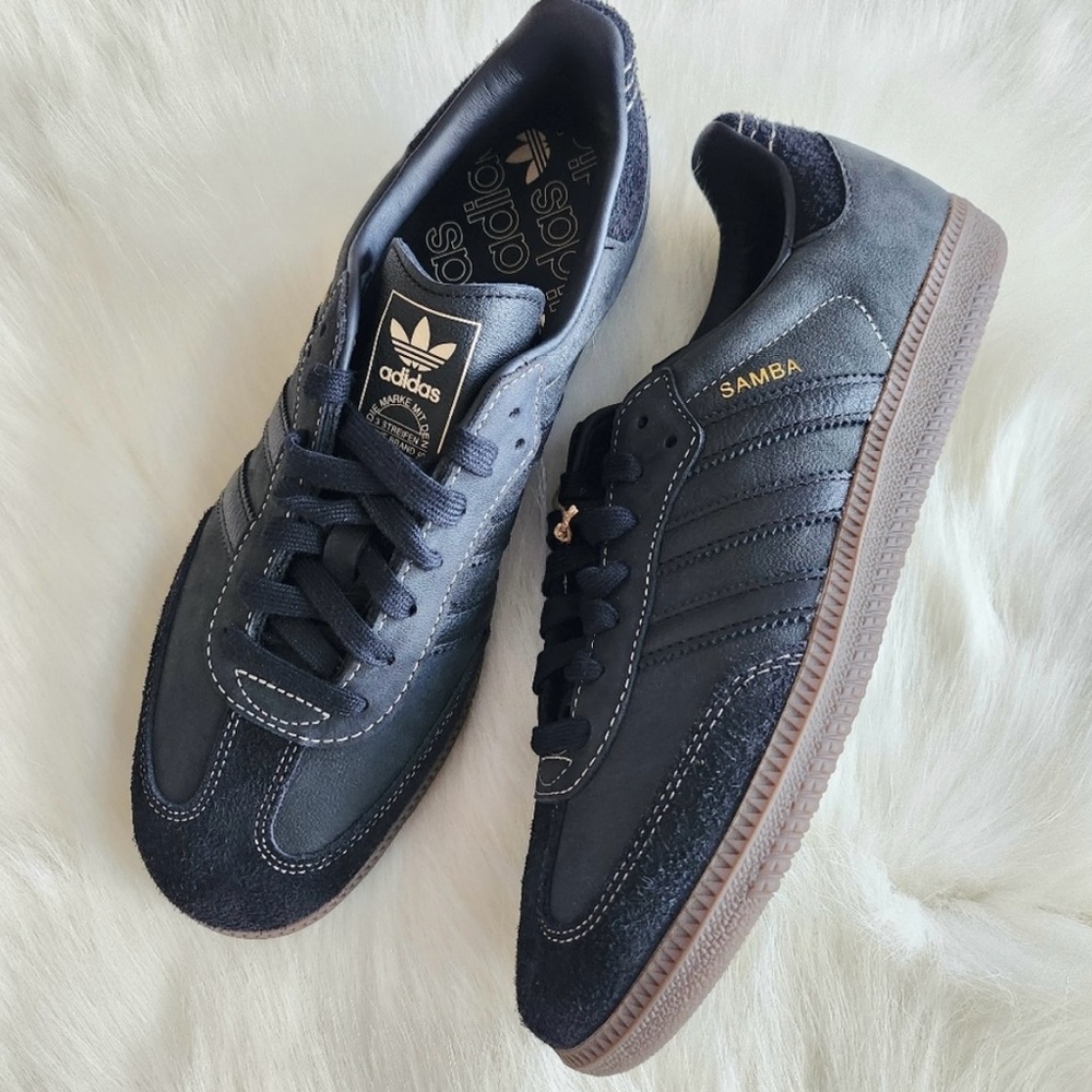 NWT Adidas Samba OG Black Crystal Sand Sneakers